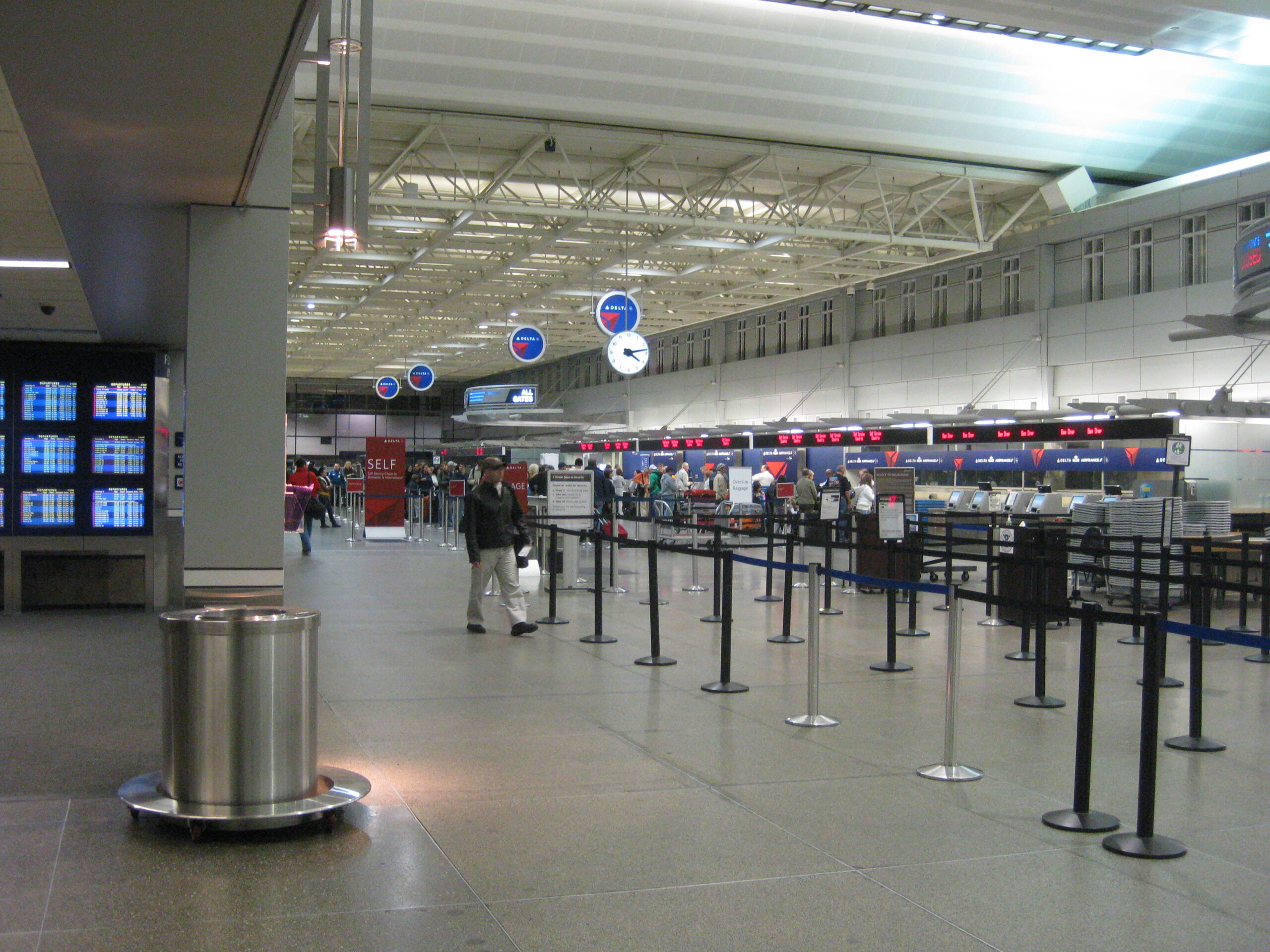 Departures and check-in area inside Minneapolis-Saint Paul International Airport Terminal 1